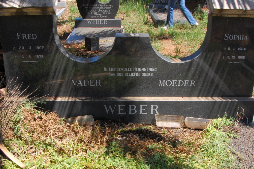 WEBER Fred 1902-1978 &amp; Sophia 1904-1996
