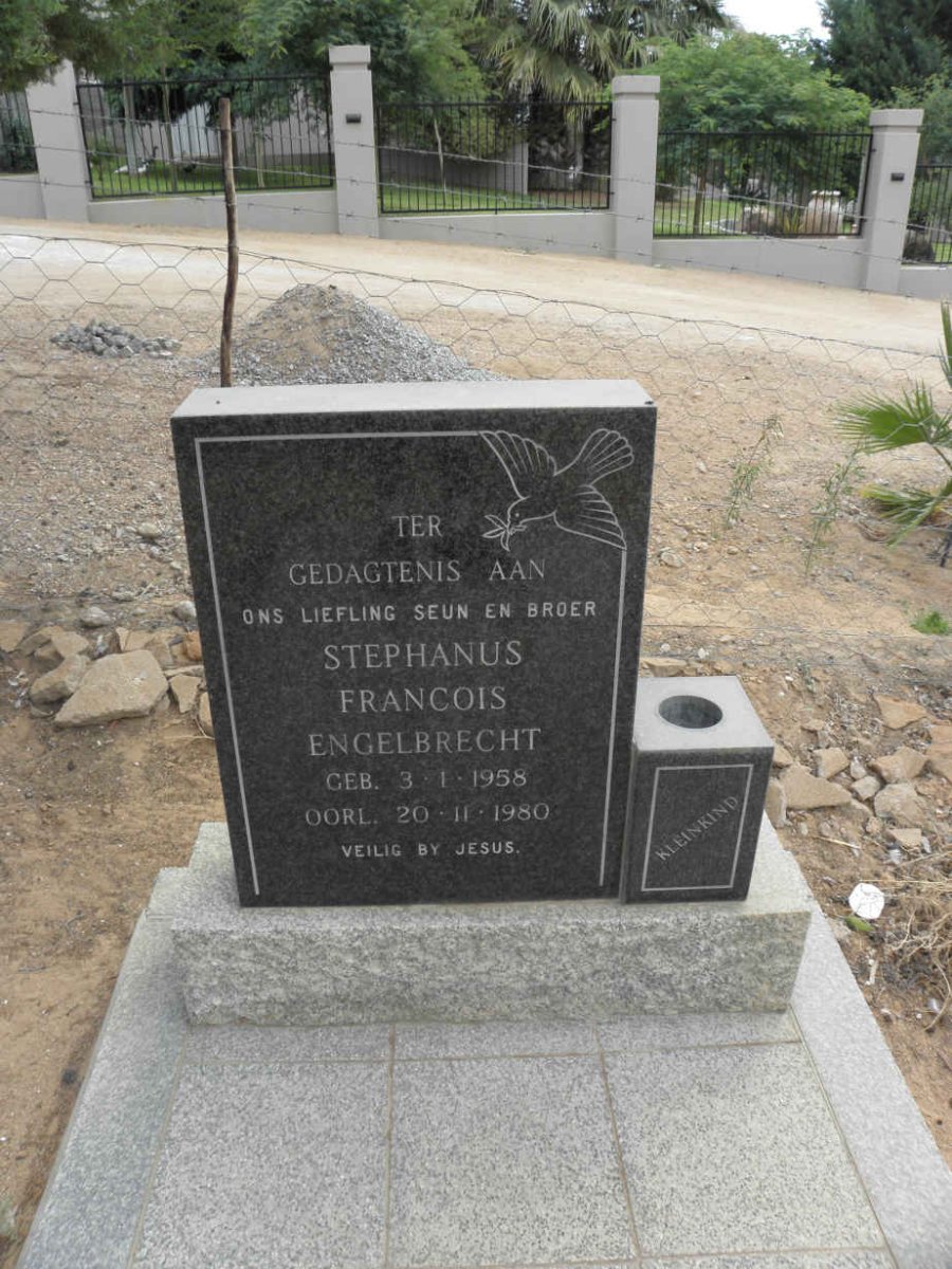 ENGELBRECHT Stephanus Francois 1958-1980