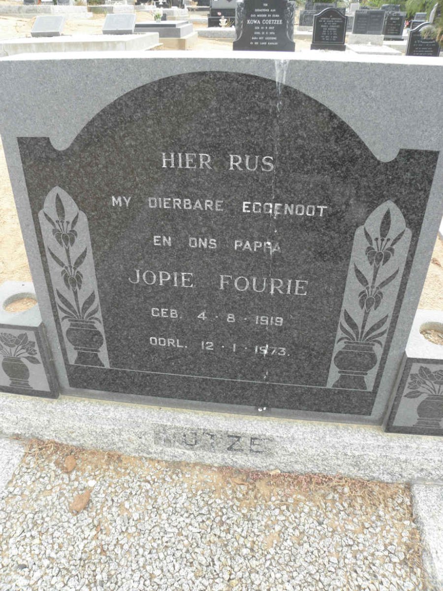 KOTZE Jopie Fourie 1919-1973