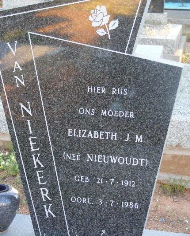NIEKERK Elizabeth J.M., van nee NIEUWOUDT 1912-1986