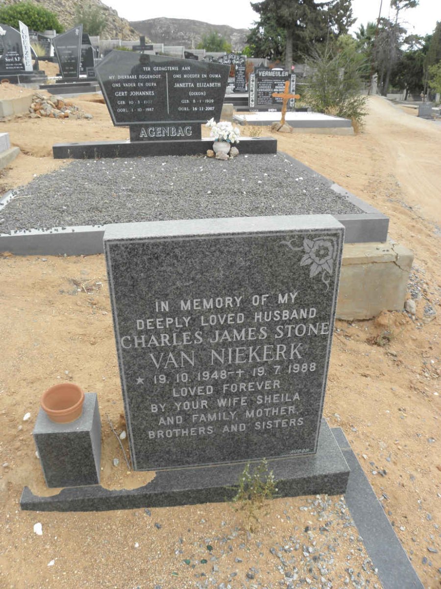 NIEKERK Charles James Stone, van 1948-1988