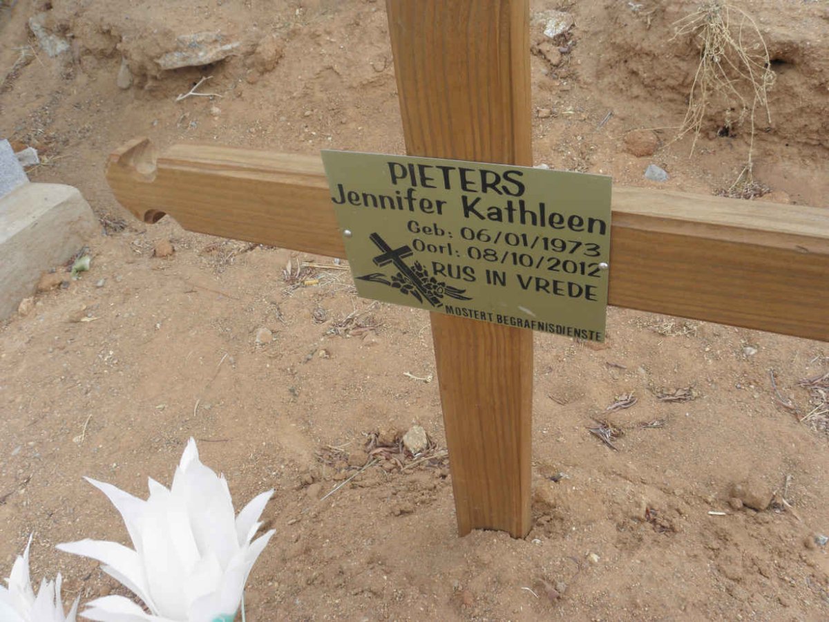 PIETERS Jennifer Kathleen 1973-2012