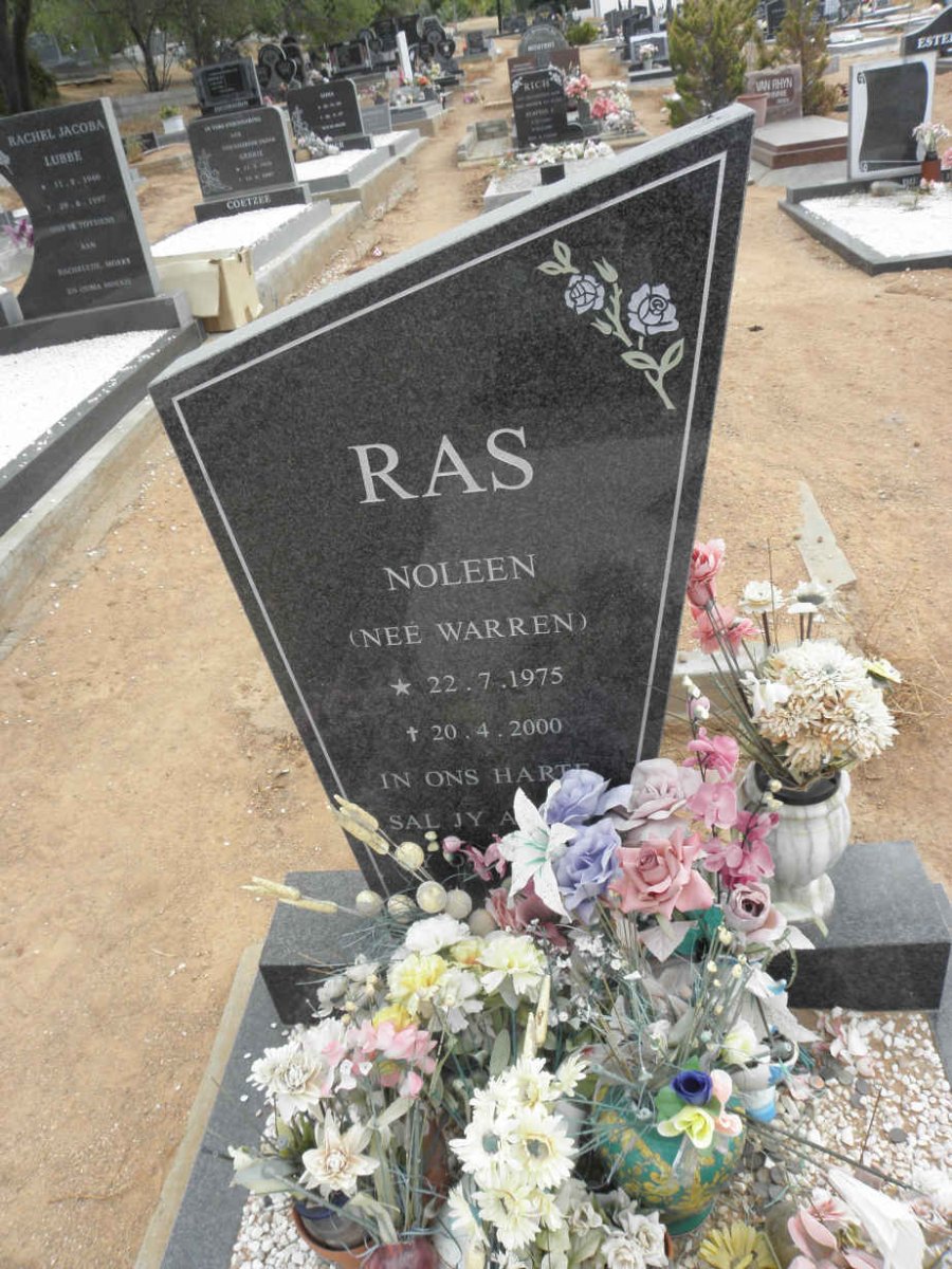 RAS Noleen nee WARREN 1975-2000