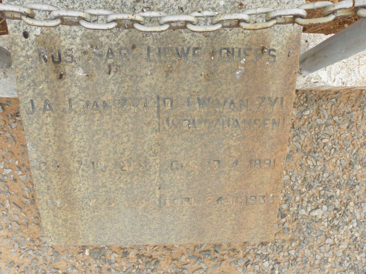 ZYL J.A.J., van 1873-1941 &amp; D.J.W. HOLTZHAUSEN 1891-1933