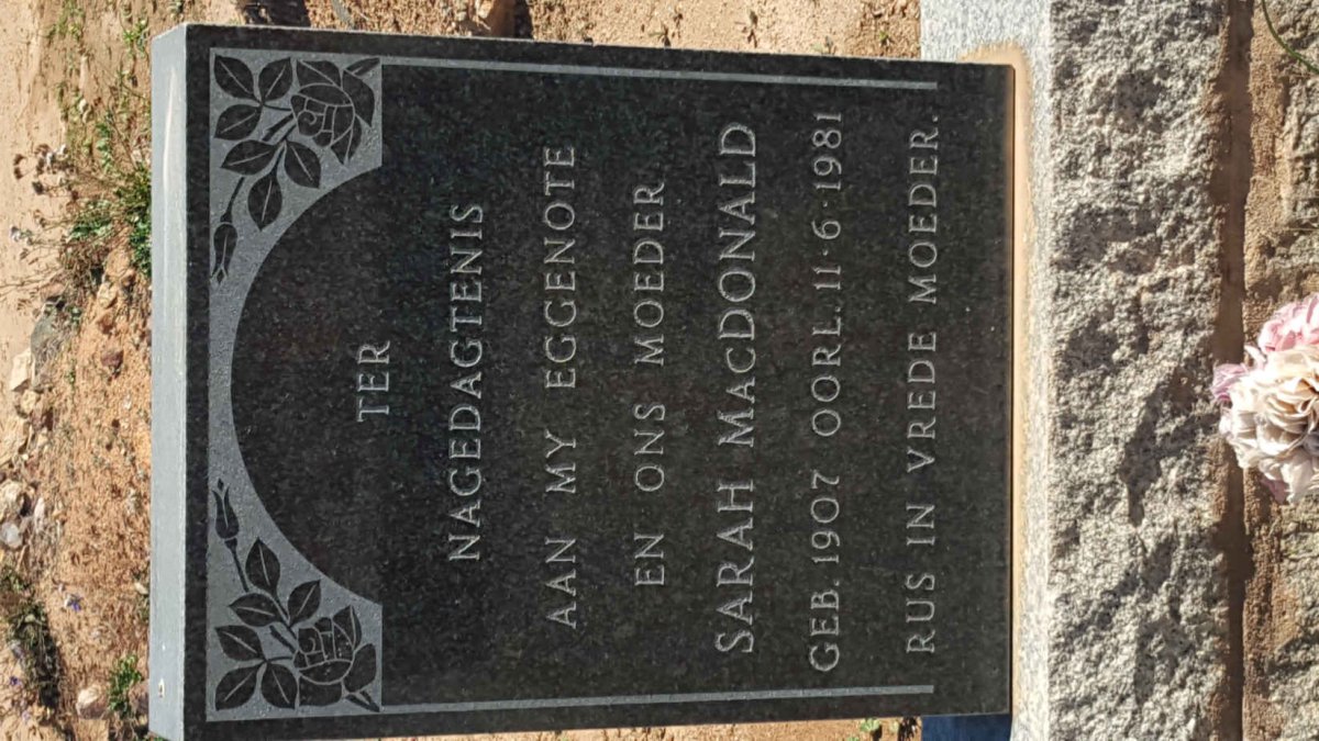 MacDONALD Sarah 1907-1981