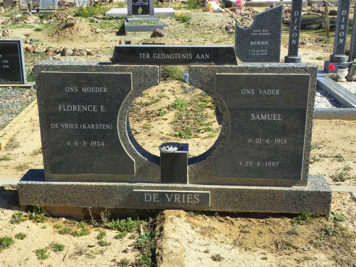 VRIES Samuel, de 1913-1987 &amp; Florence E. KARSTEN 1924-