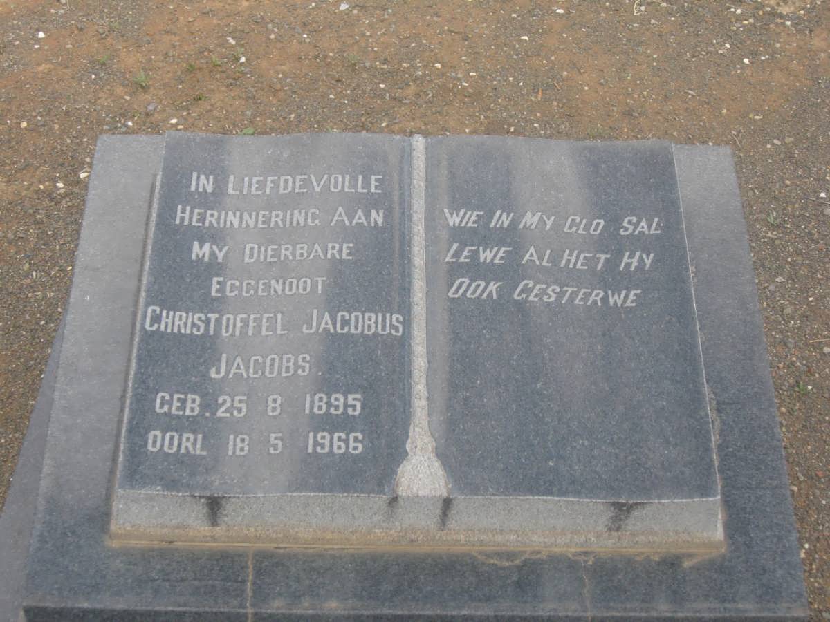 JACOBS Christoffel Jacobus 1895-1966 &amp; Martha Johanna Carolina OOSTHUIZEN 1905-1972