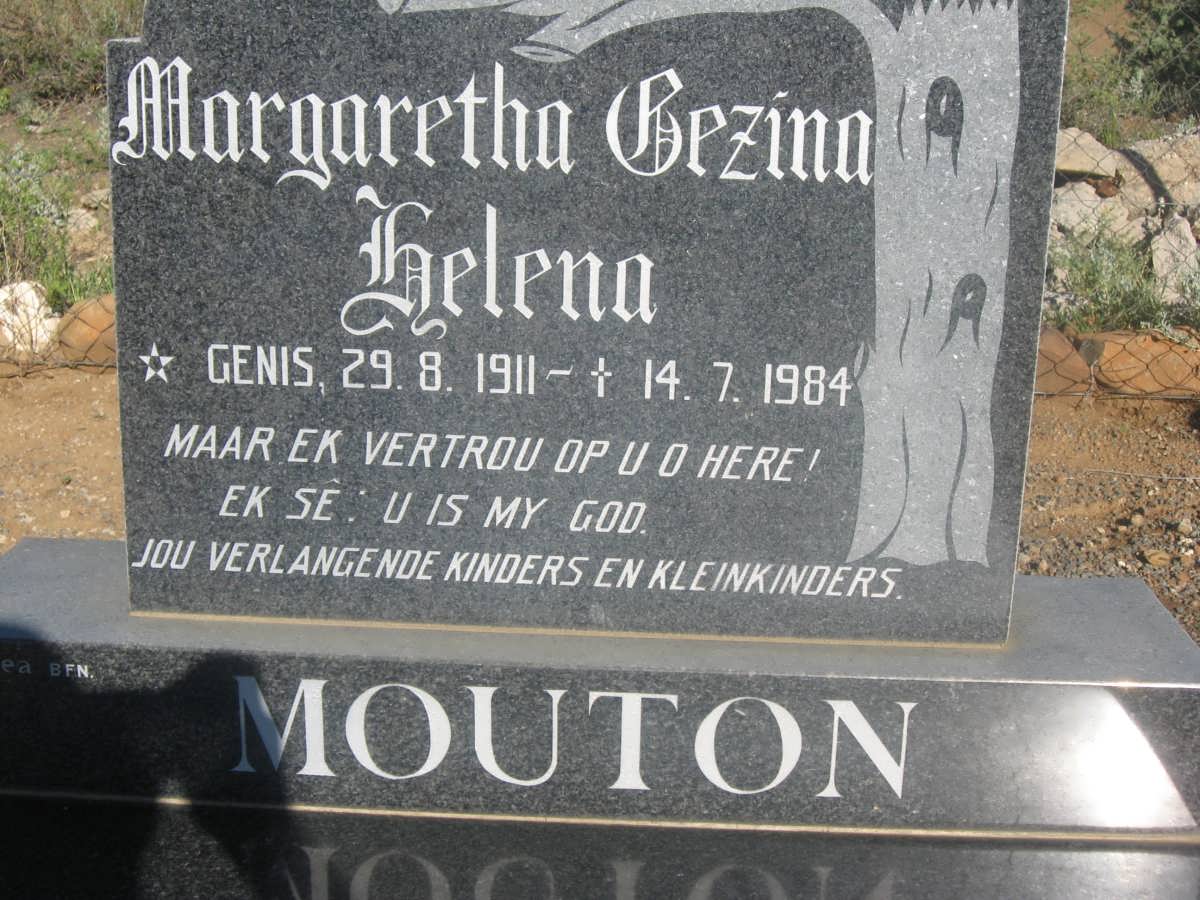 MOUTON Paul Hendrik 1911-1982 &amp; Margaretha Gezina Helena GENIS 1911-1984