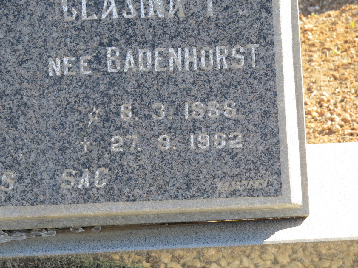 MERWE Izak G., v.d. 1883-1951 &amp; Clasina F. BADENHORST 1888-1982