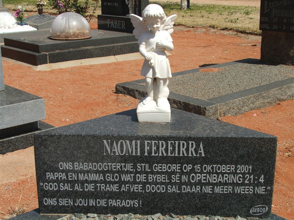 FEREIRRA Naomi 2001-2001