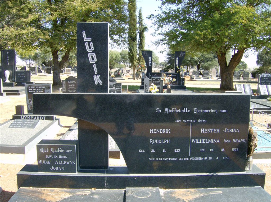 LUDIK Hendrik Rudolph 1925-1976 &amp; Hester Josina Wilhelmina BRAND 1929-1976