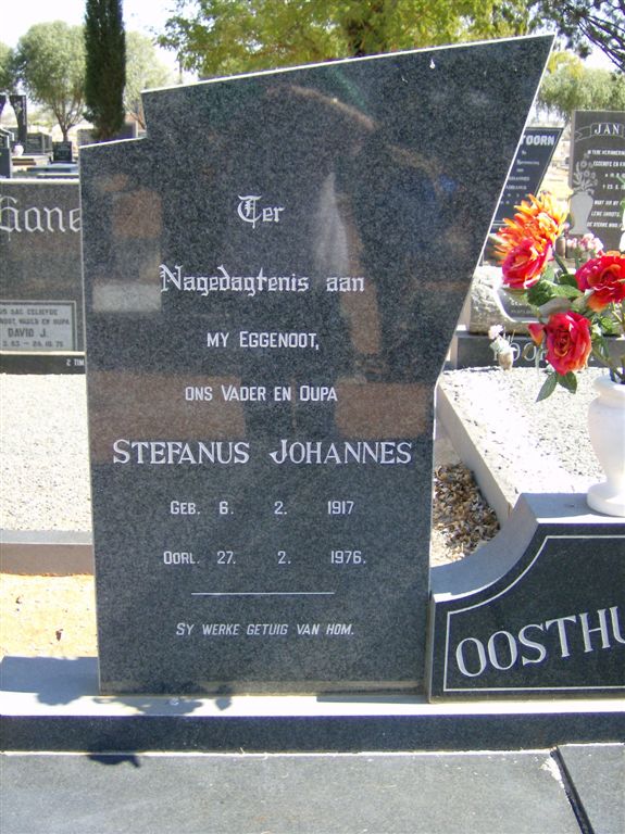 OOSTHUIZEN Stefanus Johannes 1917-1976