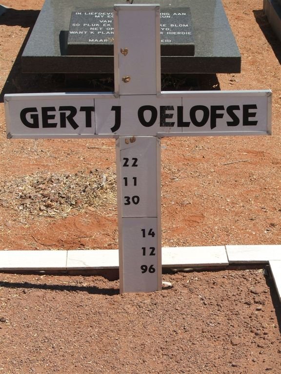 OELOFSE Gert J. 1930-1996