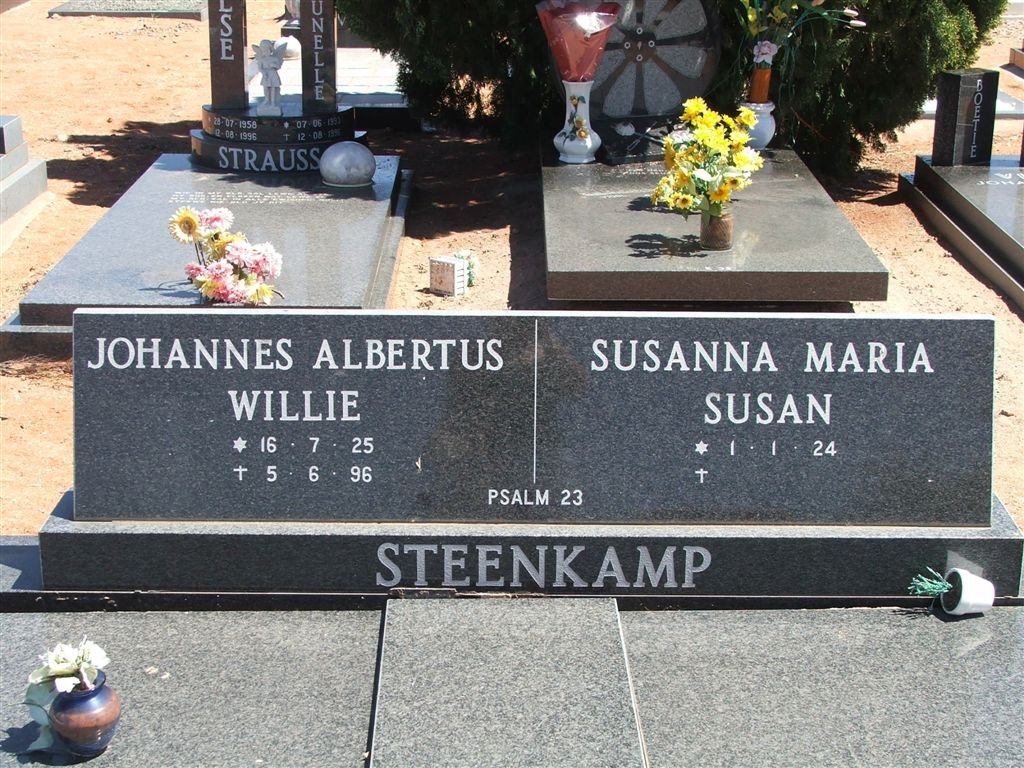 STEENKAMP Johannes Albertus 1925-1996 &amp; Susanna Maria 1924-