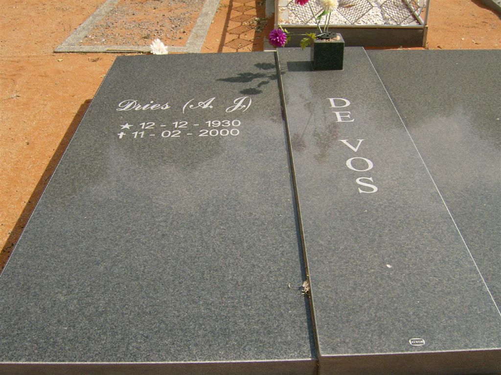 VOS A.J., de 1930-2000