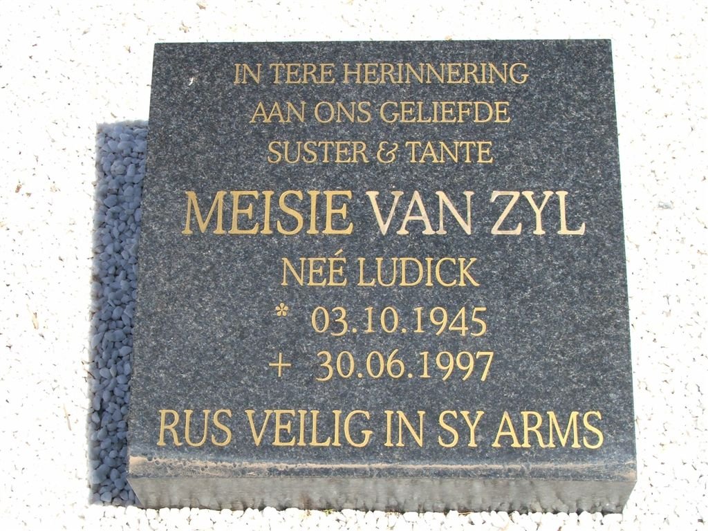 ZYL Meisie, van nee LUDICK 1945-1997