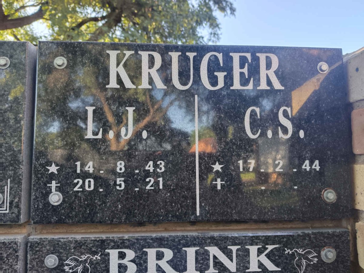 KRUGER L.J. 1943-2021 & C.S. 1944-