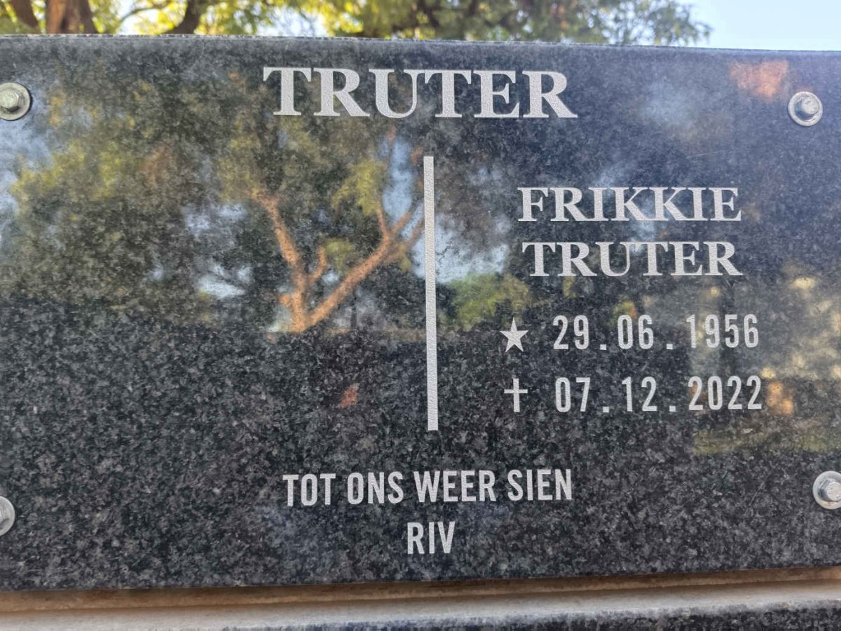TRUTER Frikkie 1956-2022