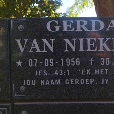 NIEKERK Gerda, van 1956-2017
