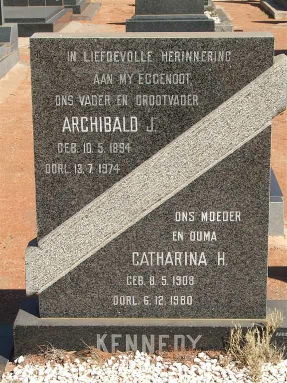 KENNEDY Archibald J. 1894-1974 &amp; Catharina H. 1908-1980