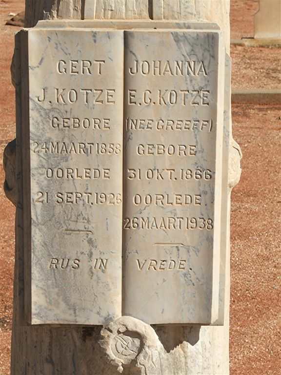 KOTZE Gert J 1858-1926 &amp; Johanna E.C. nee GREEFF 1866-1938