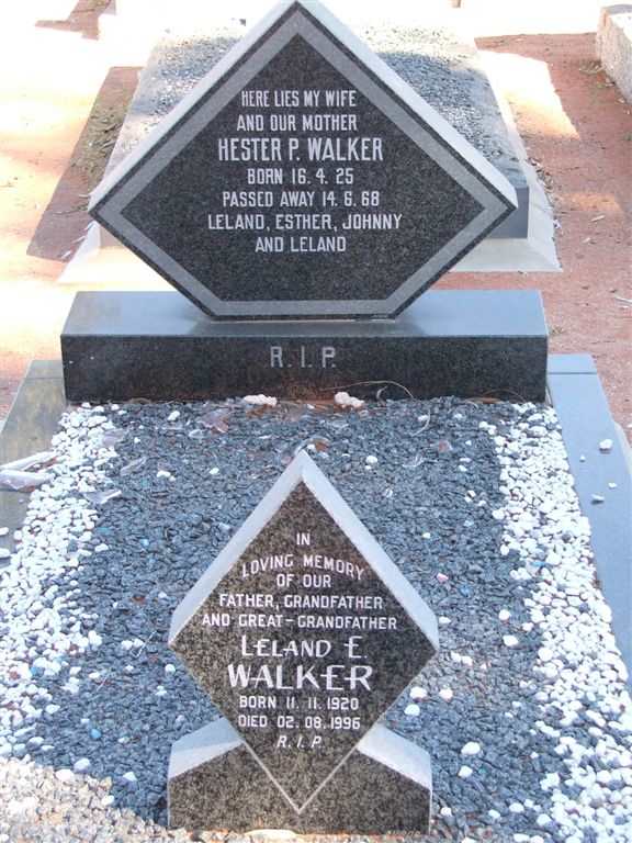 WALKER Leland E. 1920-1996 &amp; Hester P. 1925-1968