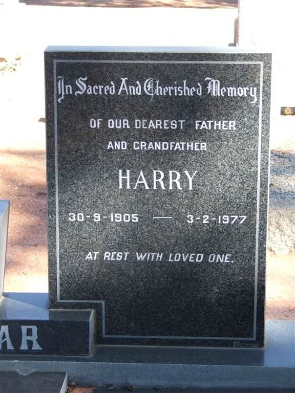 WHITEAR Harry 1905-1977