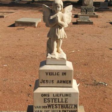 WESTHUIZEN Estelle, van der -1944