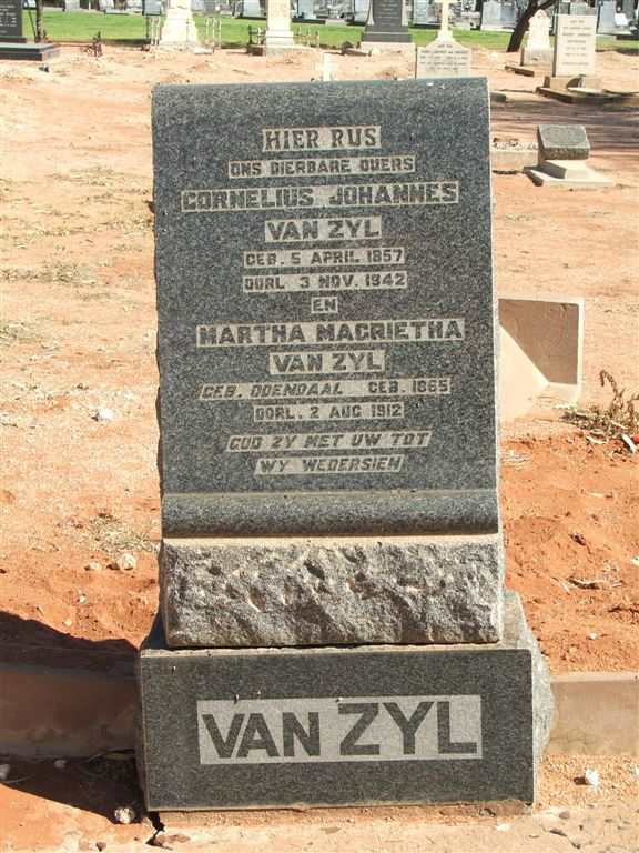 ZYL Cornelius Johannes, van 1857-1942 &amp; Martha Magrietha ODENDAAL 1865-1912