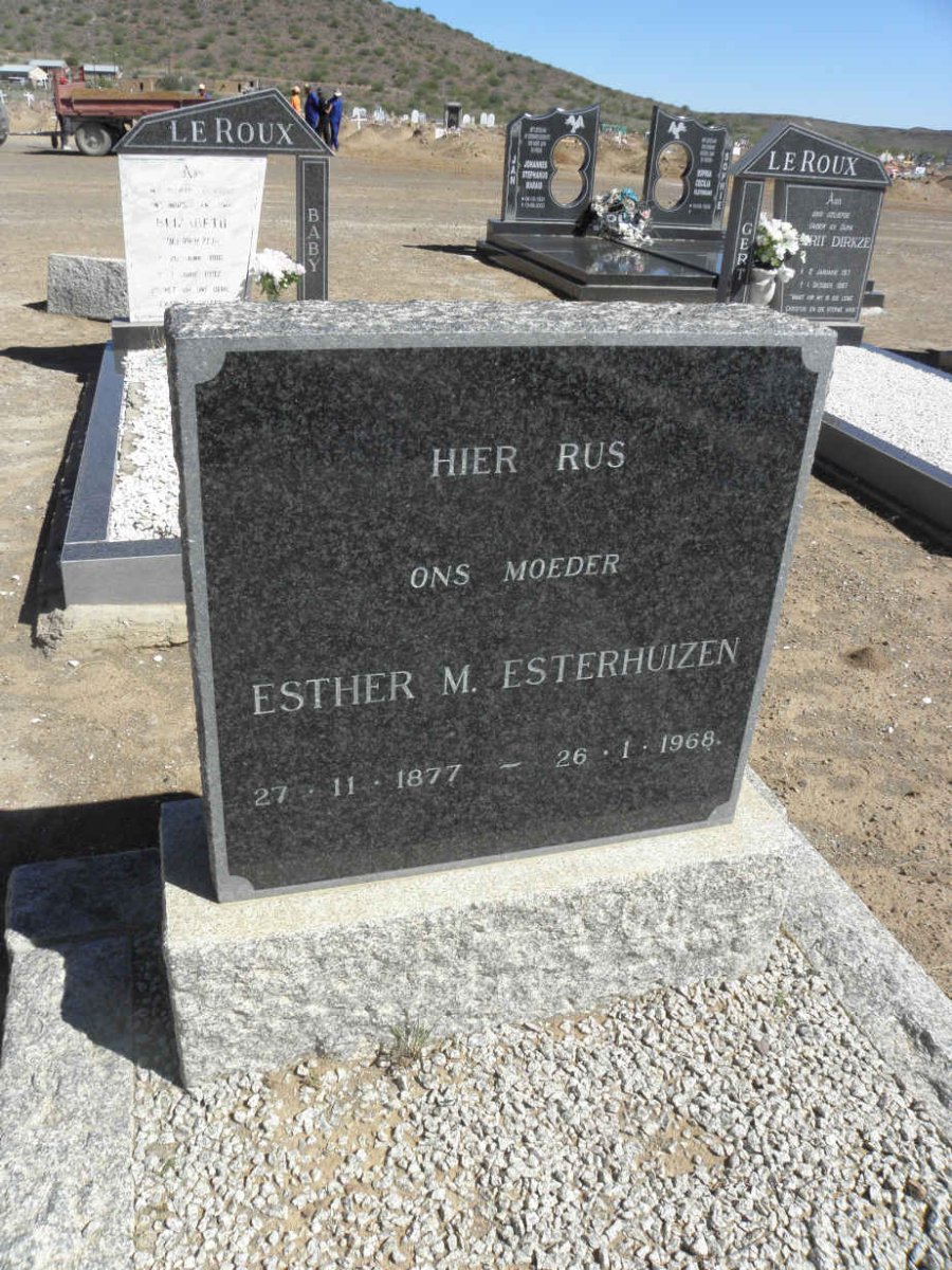 ESTERHUIZEN Esther M. 1877-1968