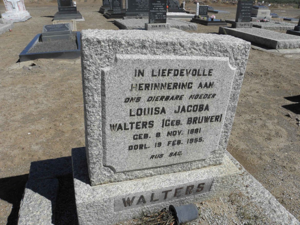 WALTERS Louisa Jacoba nee BRUWER 1881-1955