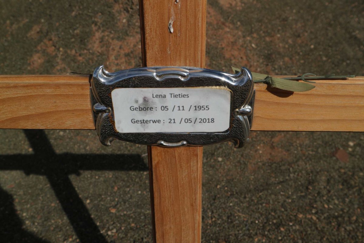 TIETIES Lena 1955-2018