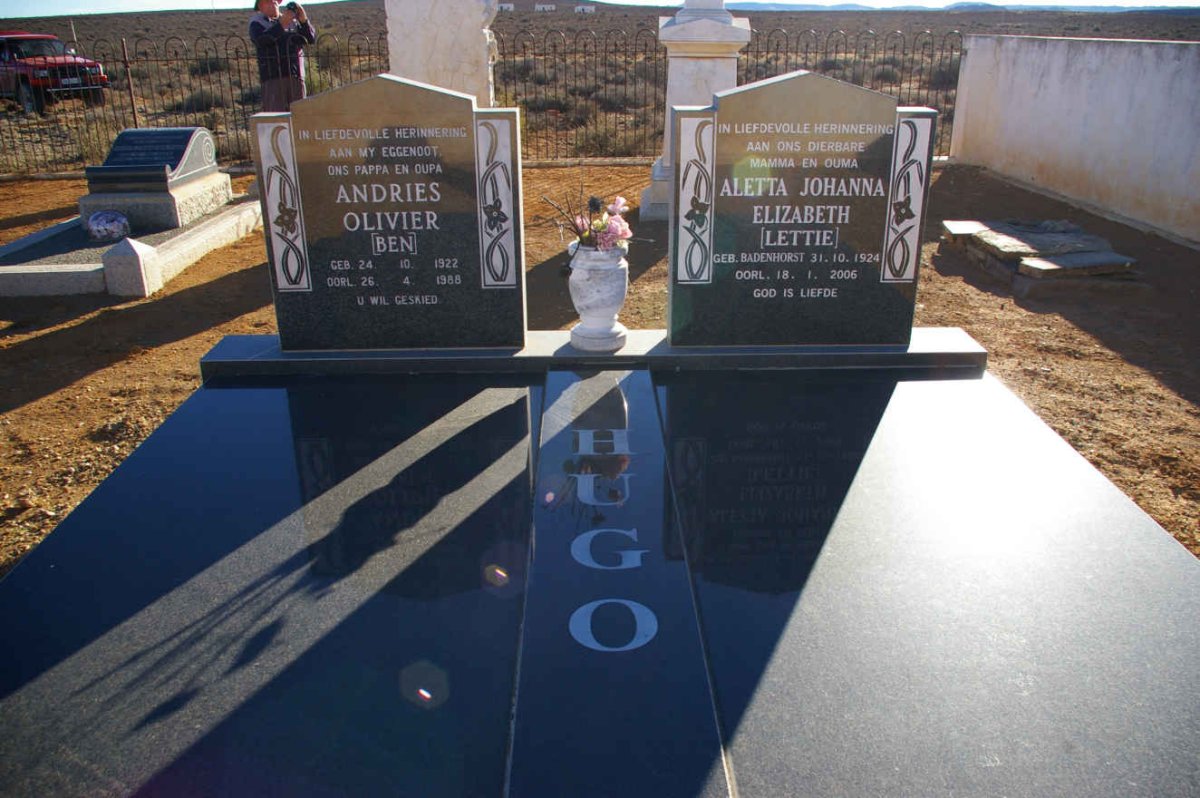 HUGO Andries Olivier 1922-1988 &amp; Aletta Johanna Elizabeth BADENHORST 1924-2006