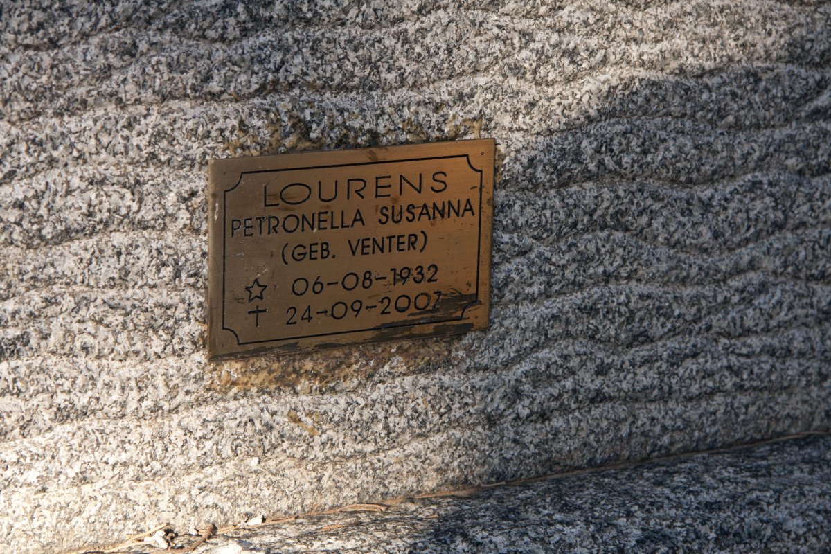 LOURENS Petronella Susanna nee VENTER 1932-2007
