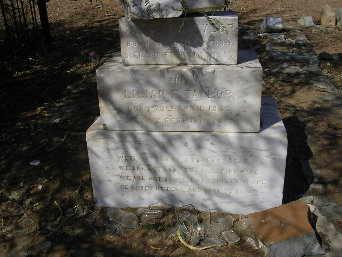TAYLOR James ? 1884-1887 :: TAYLRP Lilian F. 1886-1887