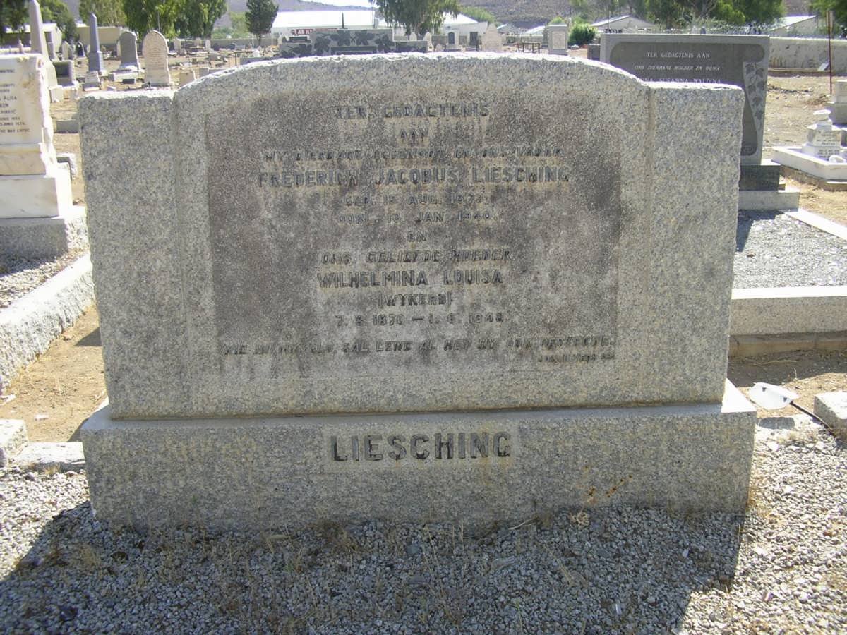 LIESCHING Frederick Jacobus 1873-1940 &amp; Wilhelmina Louisa WYKERS 1870-1948