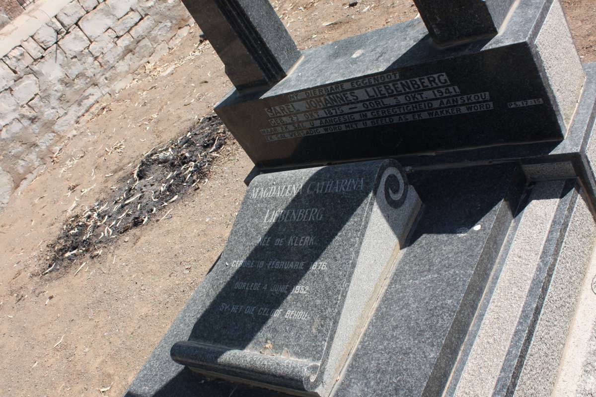 LIEBENBERG Sarel Johannes 1875-1941 &amp; Magdalena Catharina DE KLERK 1876-1952