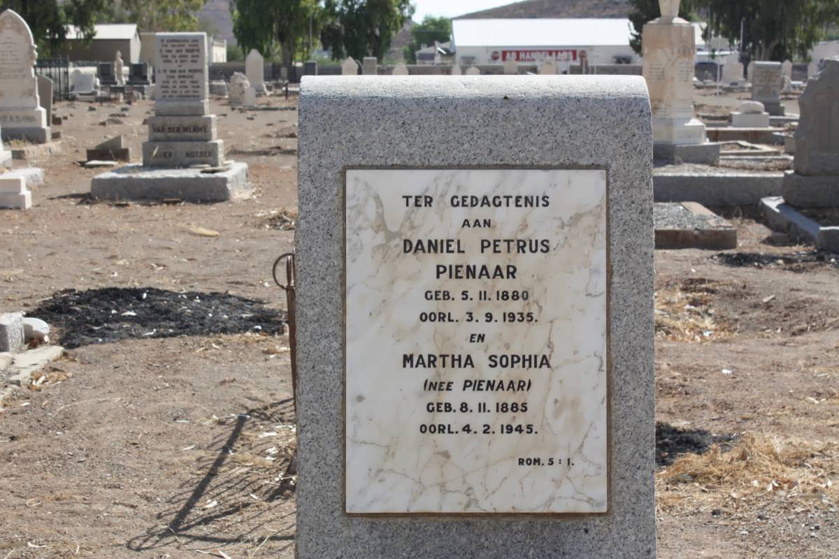 PIENAAR Daniel Petrus 1880-1935 &amp; Martha Sophia PIENAAR 1885-1945