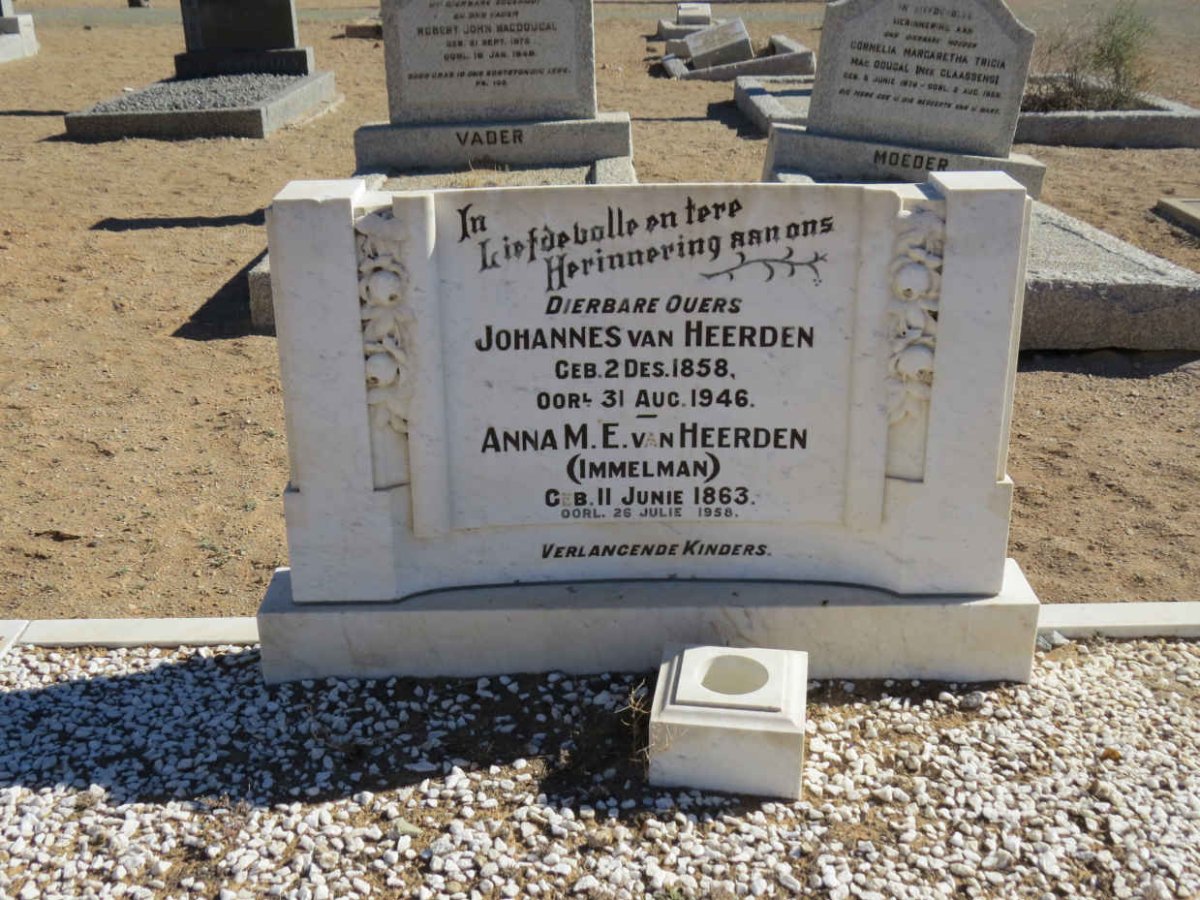 HEERDEN Johannes, van 1858-1946 &amp; Anna M.E. IMMELMAN 1863-1958