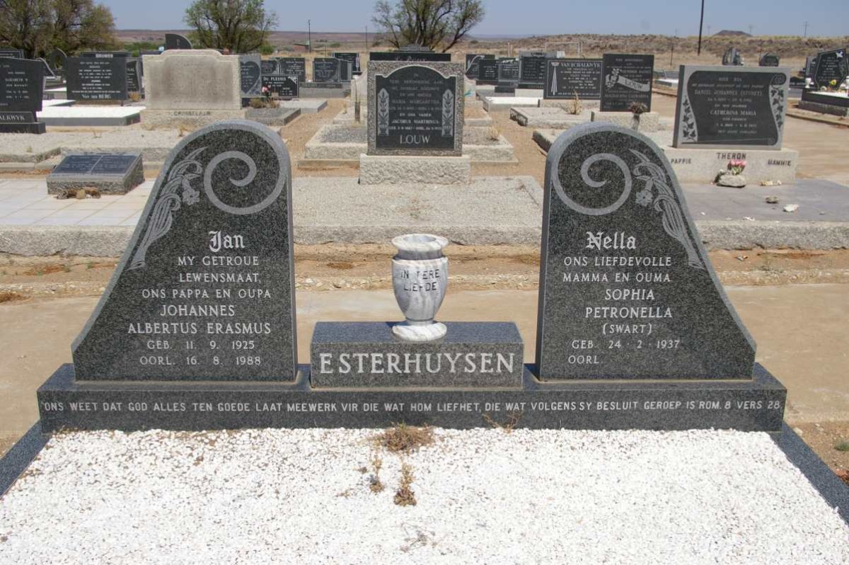 ESTERHUYSEN Johannes Albertus Erasmus 1925-1988 &amp; Sophia Petronella SWART 1937-