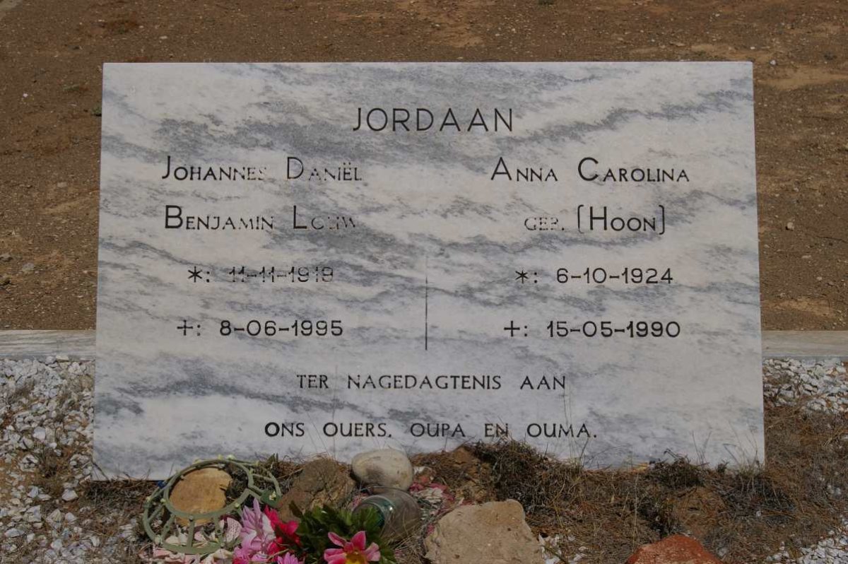 JORDAAN Johannes Danel Benjamin Louw 1918-1995 &amp; Anna Carolina HOON 1924-1990