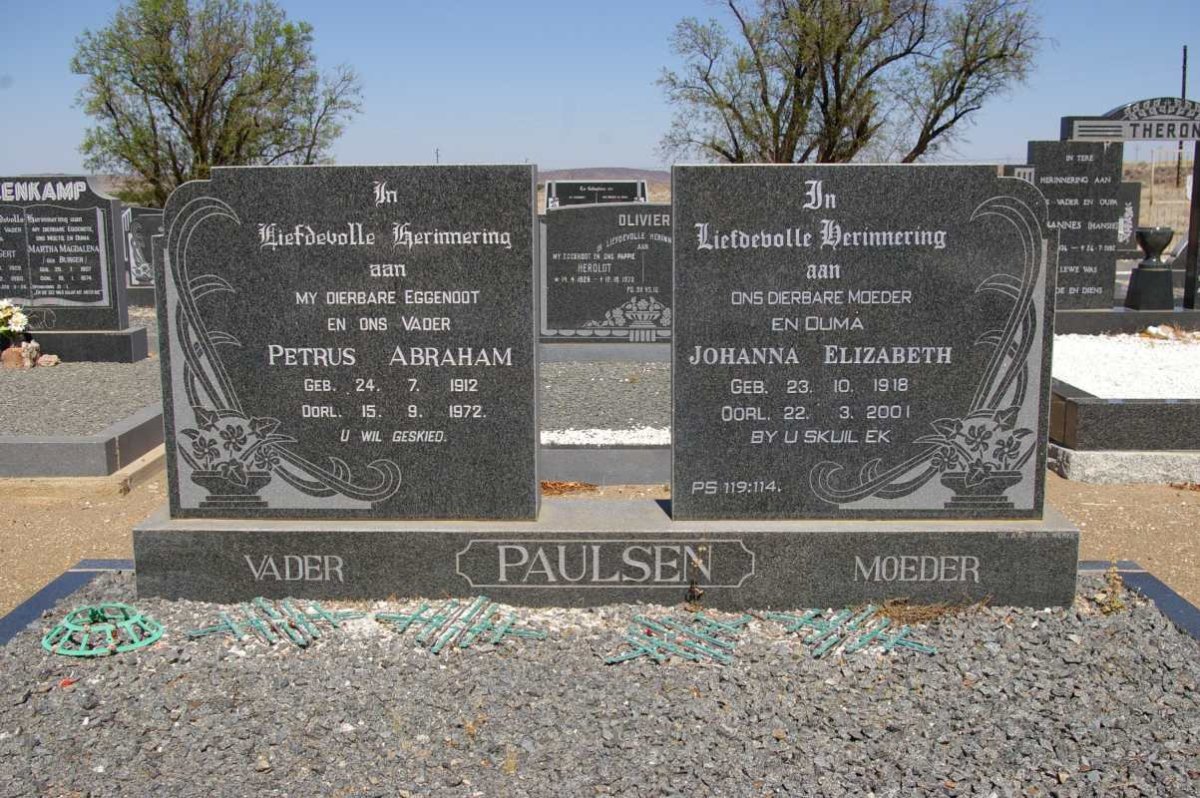 PAULSEN Petrus Abraham 1912-1972 &amp; Johanna Elizabeth 1918-2001