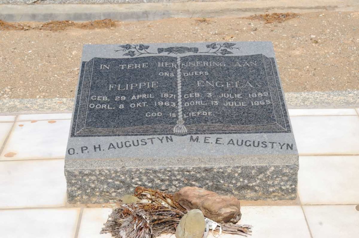 AUGUSTYN O.P.H. 1871-1963 &amp; M.E.E. 1889-1965