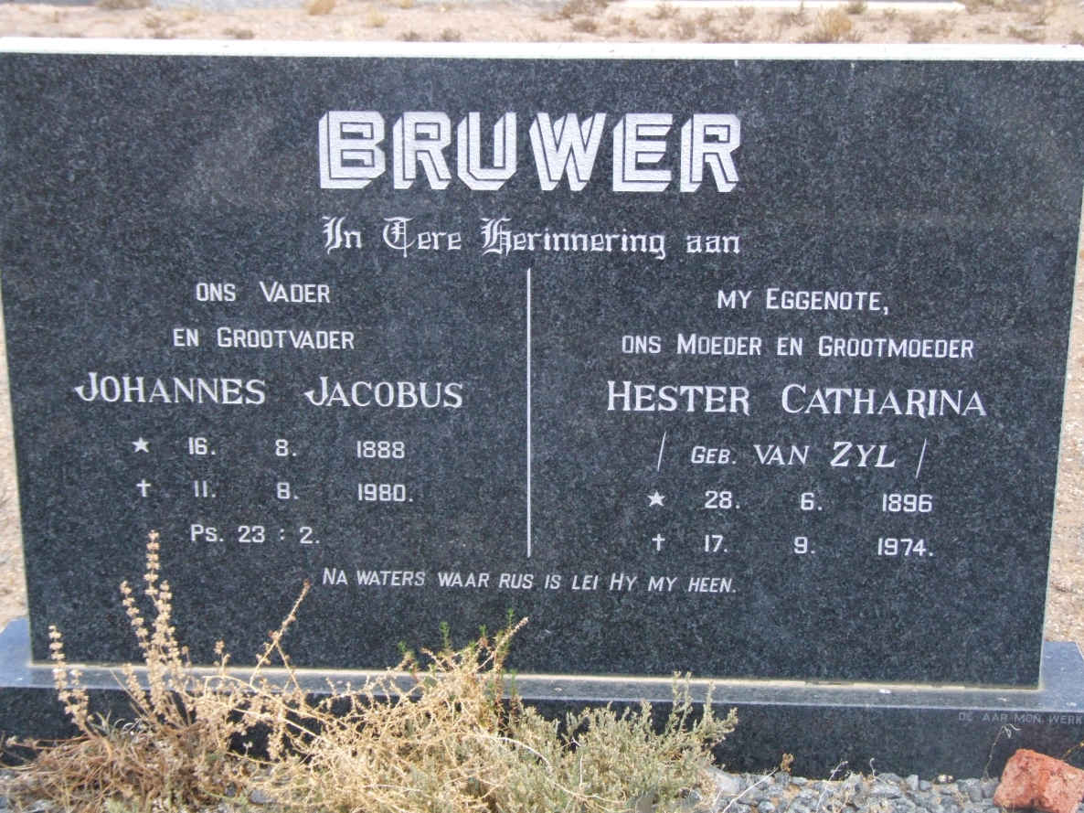 BRUWER Johannes Jacobus 1888-1980 &amp; Hester Catharina VAN ZYL 1896-1974
