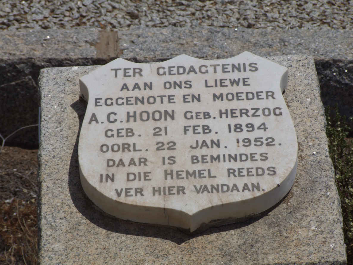 HOON A.C., nee HERZOG 1894-1952